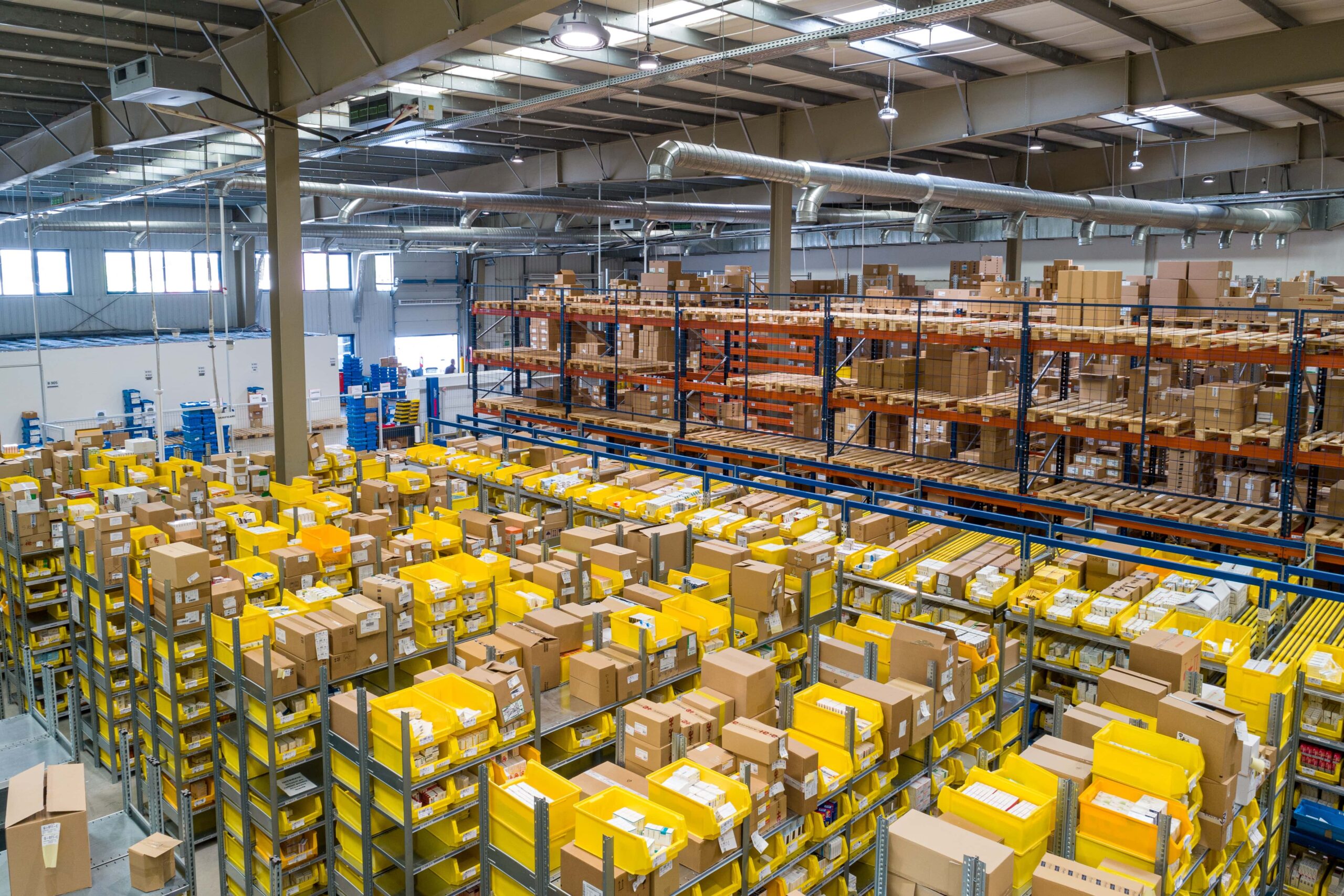 20 Ways to Keep your Warehouse Clean and Safe